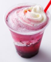 夏限定メニュー ☆ ブルーベリーフィズ！お菓子の城１Fカフェ。